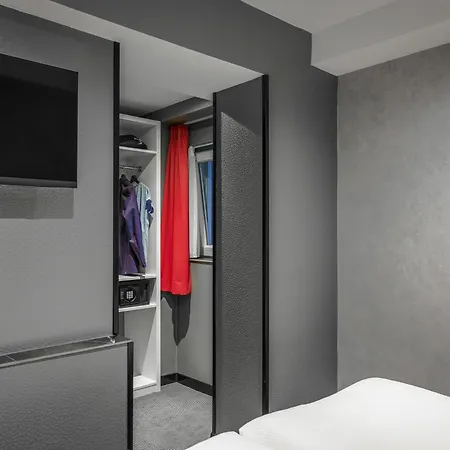 ホテル イビス スタイルズ アムステル