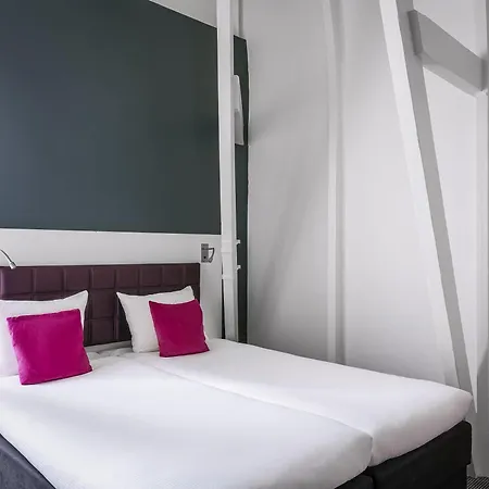 Ibis Styles Amstel Hotel 3*