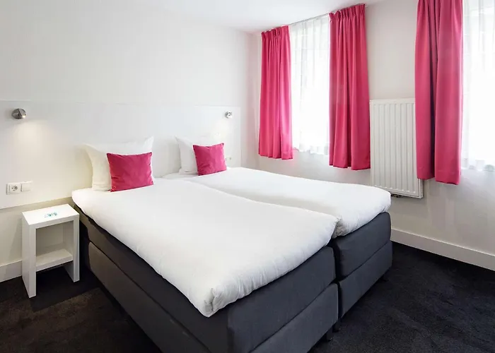 Hotel Ibis Styles Amstel 3*