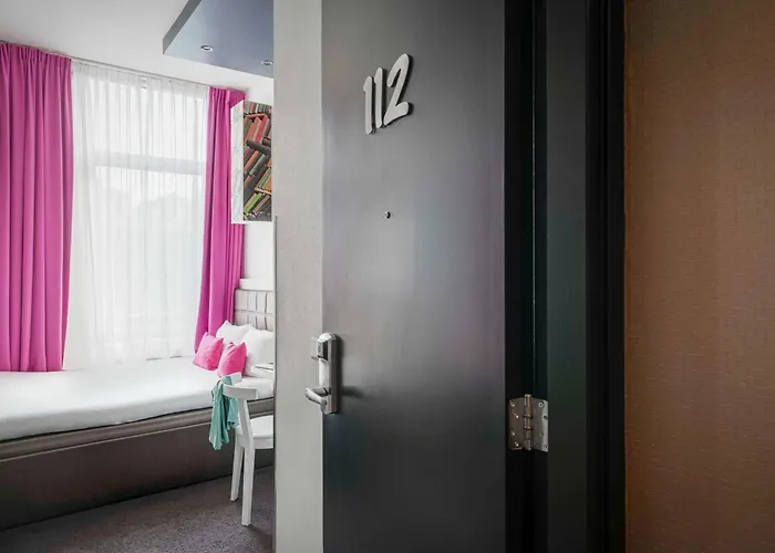 Ibis Styles Amstel Hotel 3*