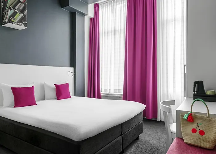 Ibis Styles Amstel Hotel 3*