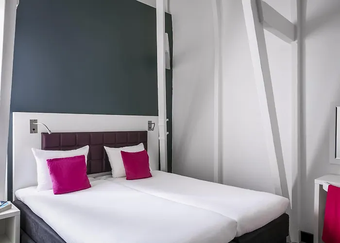 Ibis Styles Amstel Hotel 3*