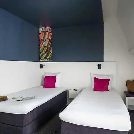 Ibis Styles Amstel 3*